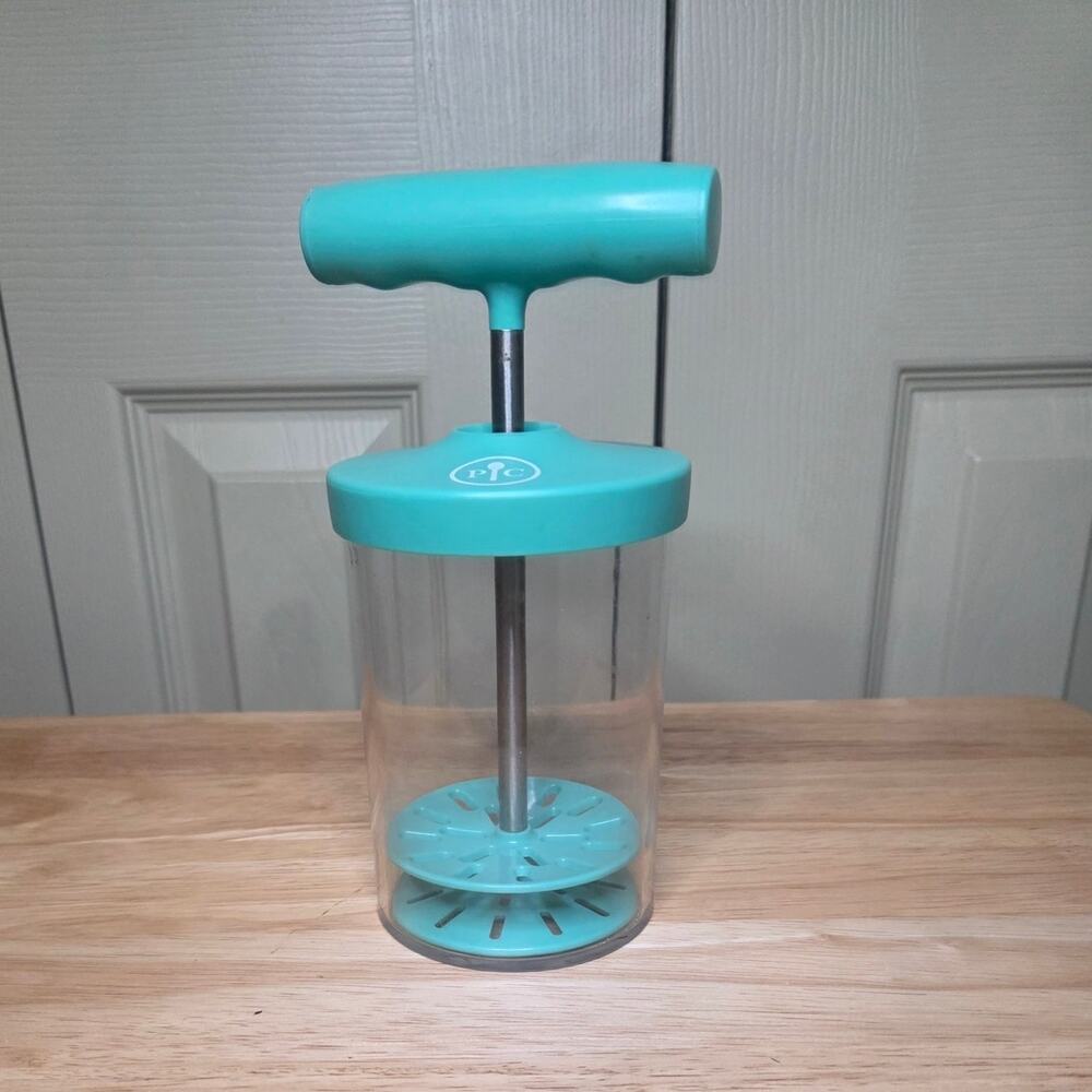 Pampered Chef Whipped Cream Maker Handheld